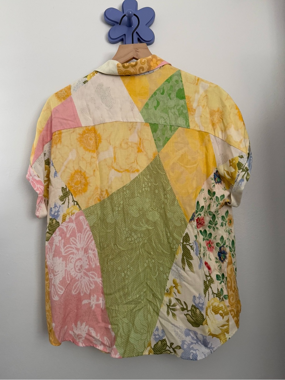 Desigual Medium Patchwork Shirt Floral Button Up Resort Cottage Colorful - Picture 4 of 5